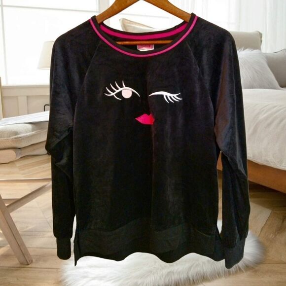 KATE SPADE VELOUR WINKY FACE AND LIPS BLACK VELVET SWEATER SWEATSHIRT LOUNGEWEAR - Picture 3 of 16